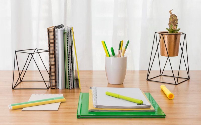 Çalışma Masası ile Verimli Ofis Ortamları